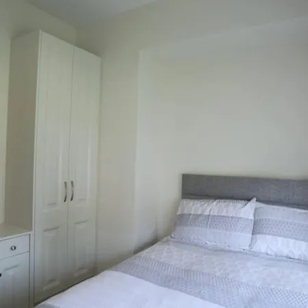 Βίλα Sunrise On Shores Off Lough Gowna Scrabby