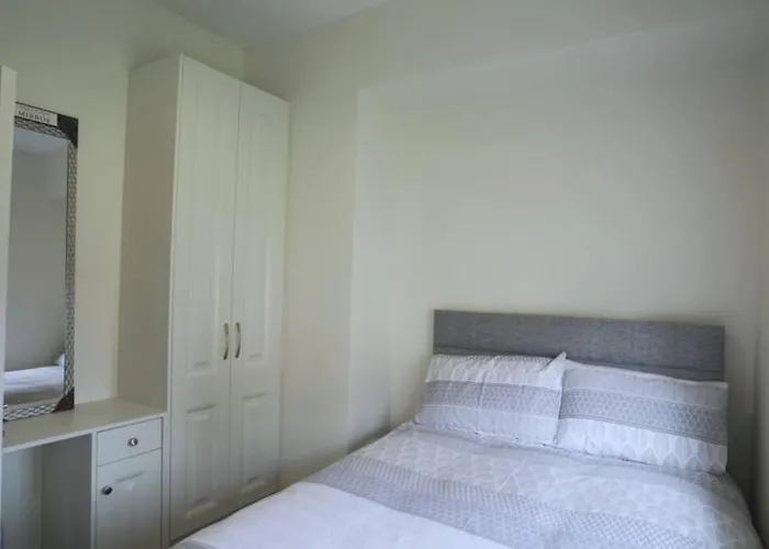 Villa Sunrise On Shores Off Lough Gowna Scrabby